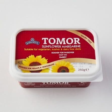 Pack of Tomor Kosher Sunflower Margarine from Panzer's
