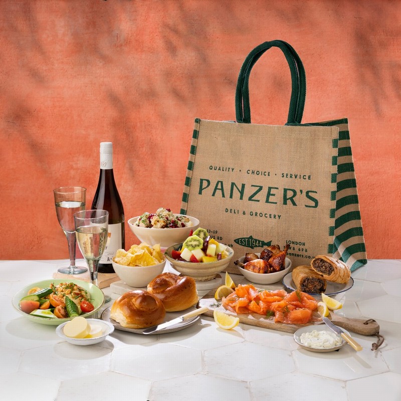 Deluxe Picnic Hamper with Smoked Salmon from Panzer's